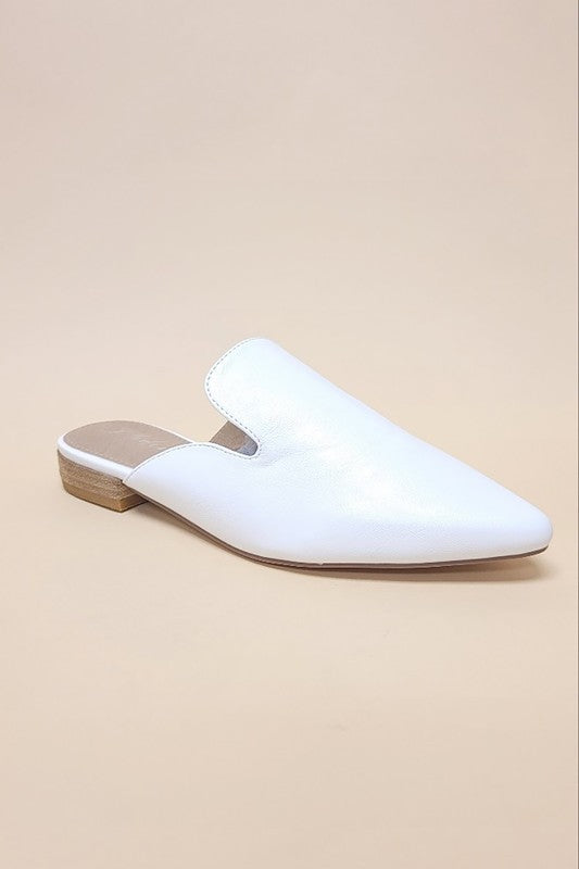 POINTED TOE SLIP ON MULE FLATS